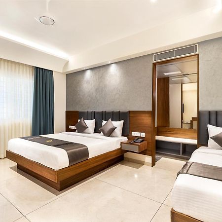 Narthaki Boutique Hotel Bangalore Buitenkant foto